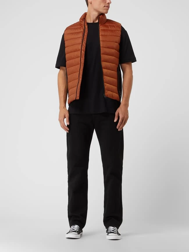 CK Calvin Klein Light-Steppweste Mit Stehkragen - Dunkel Orange 1 CK Calvin Klein Light-Steppweste Mit Stehkragen - Dunkel Orange