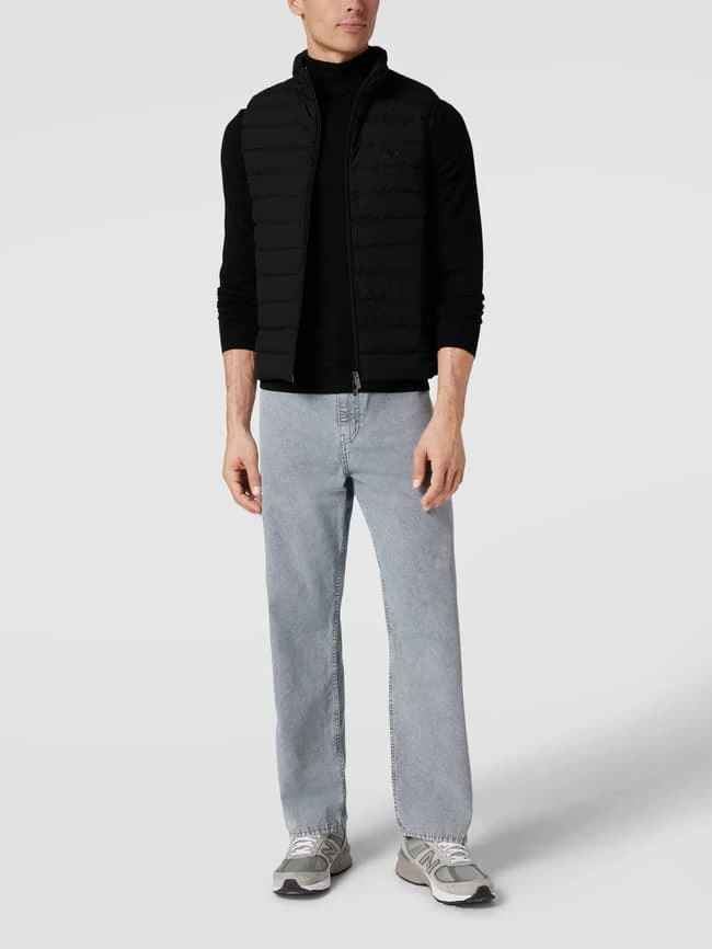 Emporio Armani Daunenweste Mit Logo-Patch Modell 'Basic Zip' - Schwarz 1 Emporio Armani Daunenweste Mit Logo-Patch Modell 'Basic Zip' - Schwarz