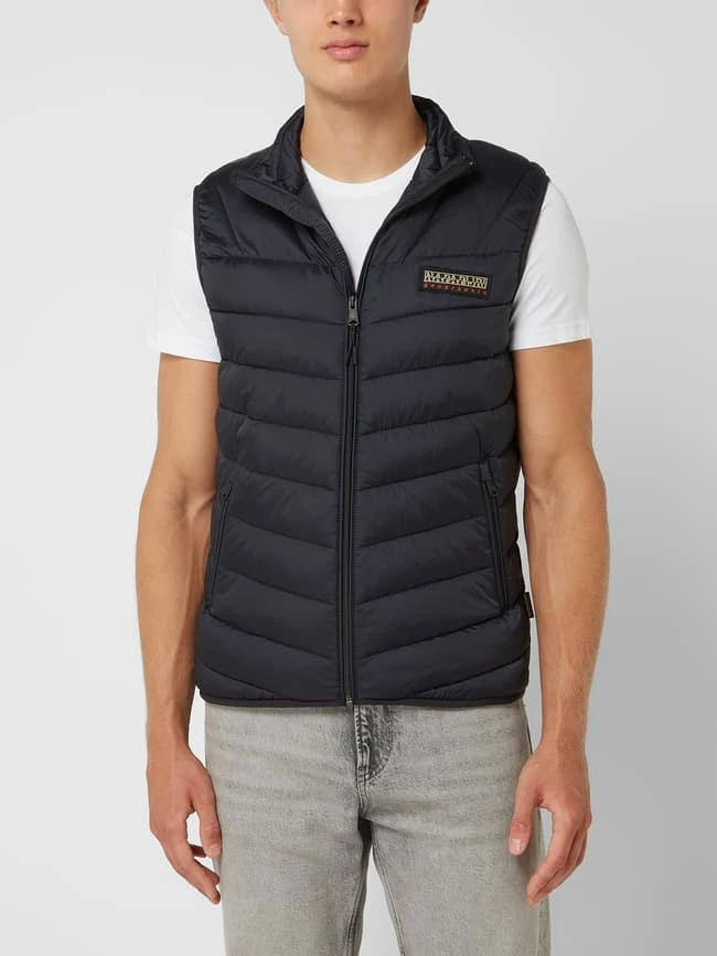 Napapijri Regular Fit Steppweste Mit Stehkragen Modell 'Aerons' - Schwarz 4 Napapijri Regular Fit Steppweste Mit Stehkragen Modell 'Aerons' - Schwarz – Bild 4