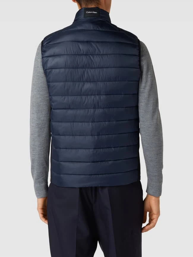 CK Calvin Klein Steppweste Mit Reißverschlusstaschen - Marineblau 5 CK Calvin Klein Steppweste Mit Reißverschlusstaschen - Marineblau – Bild 5