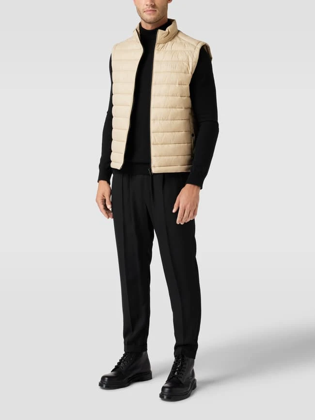 BOSS Steppweste Mit Label-Print Modell 'Calano' - Beige 1 BOSS Steppweste Mit Label-Print Modell 'Calano' - Beige