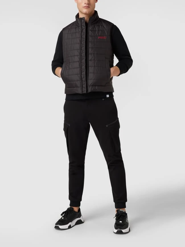 HUGO Steppweste Mit Stehkragen - Schwarz 1 HUGO Steppweste Mit Stehkragen - Schwarz