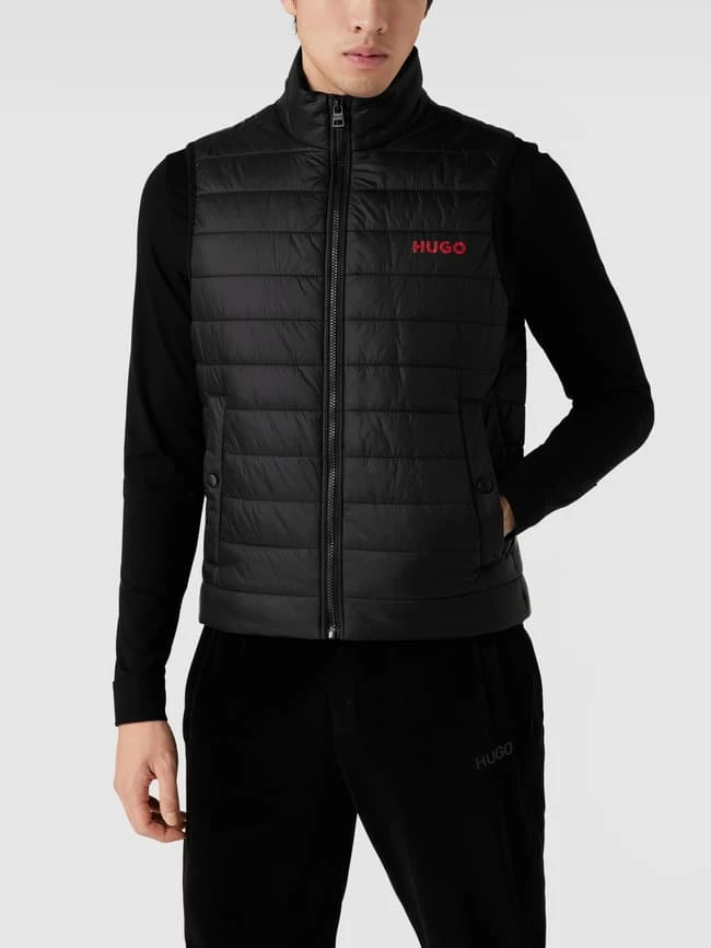 HUGO Steppweste Mit Label-Print Modell 'Bentino' - Schwarz 4 HUGO Steppweste Mit Label-Print Modell 'Bentino' - Schwarz – Bild 4