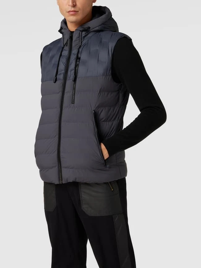 Brax Steppweste Mit Reißverschlusstaschen Modell 'LUC' - Blau 4 Brax Steppweste Mit Reißverschlusstaschen Modell 'LUC' - Blau – Bild 4