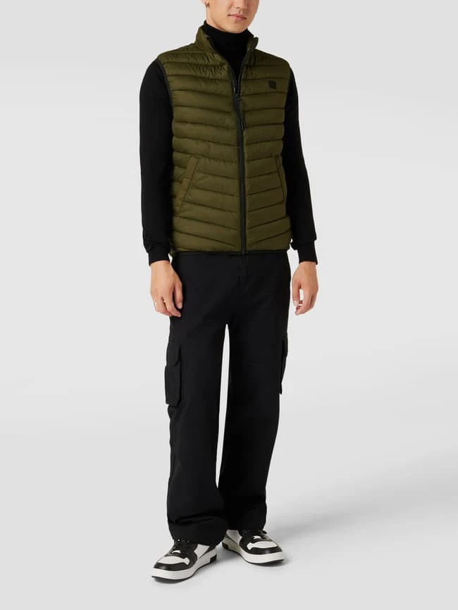 REVIEW Weste Mit Label-Patch - Olivgrün 1 REVIEW Weste Mit Label-Patch - Olivgrün