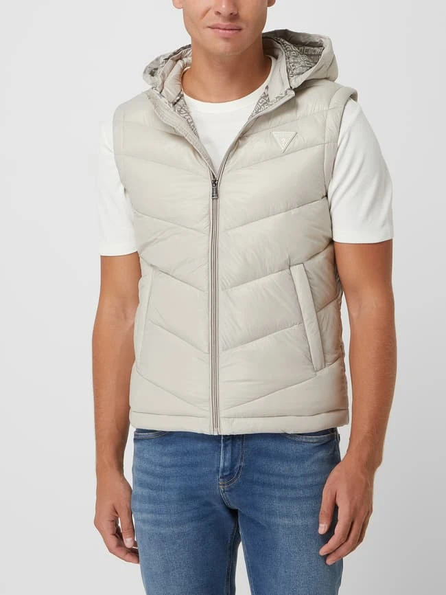 Guess Steppweste Mit Abnehmbarer Kapuze - Wasserabweisend - Hellgrau 4 Guess Steppweste Mit Abnehmbarer Kapuze - Wasserabweisend - Hellgrau – Bild 4