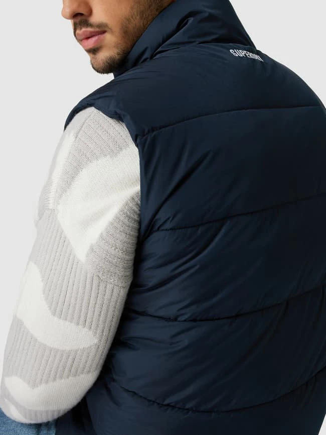 Superdry Steppweste Mit Reißverschlusstaschen - Marineblau 3 Superdry Steppweste Mit Reißverschlusstaschen - Marineblau – Bild 3