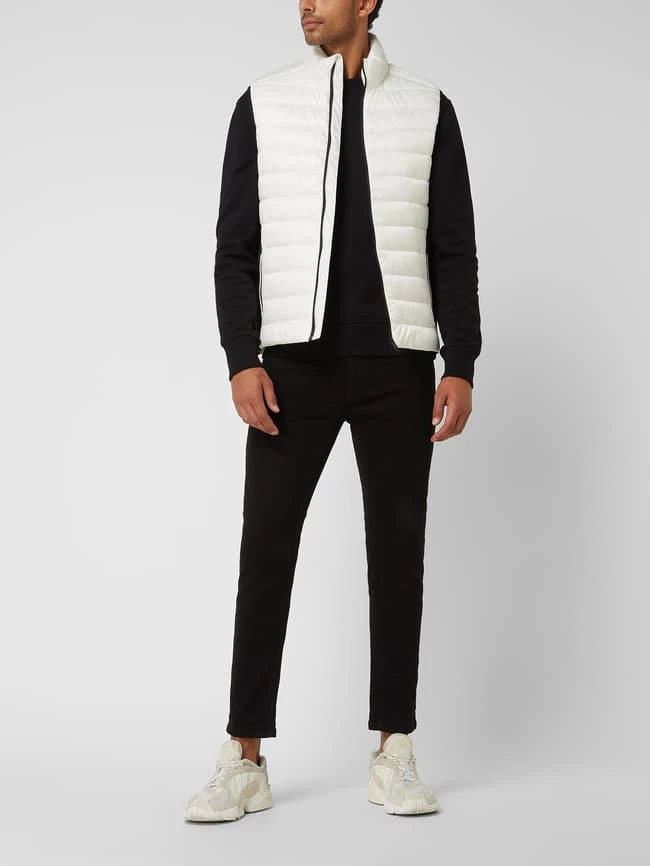 CK Calvin Klein Steppweste Mit Stehkragen - Offwhite 1 CK Calvin Klein Steppweste Mit Stehkragen - Offwhite