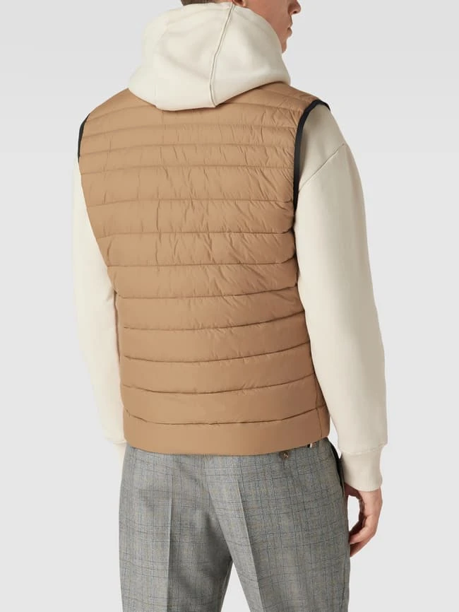 BOSS Steppweste Mit Label-Detail Modell 'Darolan' - Beige 5 BOSS Steppweste Mit Label-Detail Modell 'Darolan' - Beige – Bild 5