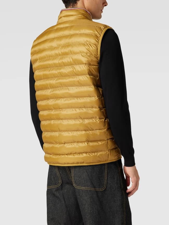 Tommy Hilfiger Steppweste Mit Logo-Stitching Modell 'PACKABLE CURCULAR VEST' - Dunkelgelb 5 Tommy Hilfiger Steppweste Mit Logo-Stitching Modell 'PACKABLE CURCULAR VEST' - Dunkelgelb – Bild 5