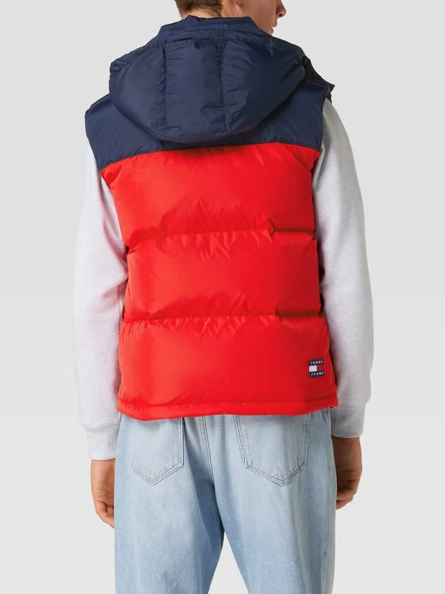 Tommy Jeans Daunenweste Mit Herausnehmbarer Kapuze Modell 'ALASKA' - Rot 5 Tommy Jeans Daunenweste Mit Herausnehmbarer Kapuze Modell 'ALASKA' - Rot – Bild 5