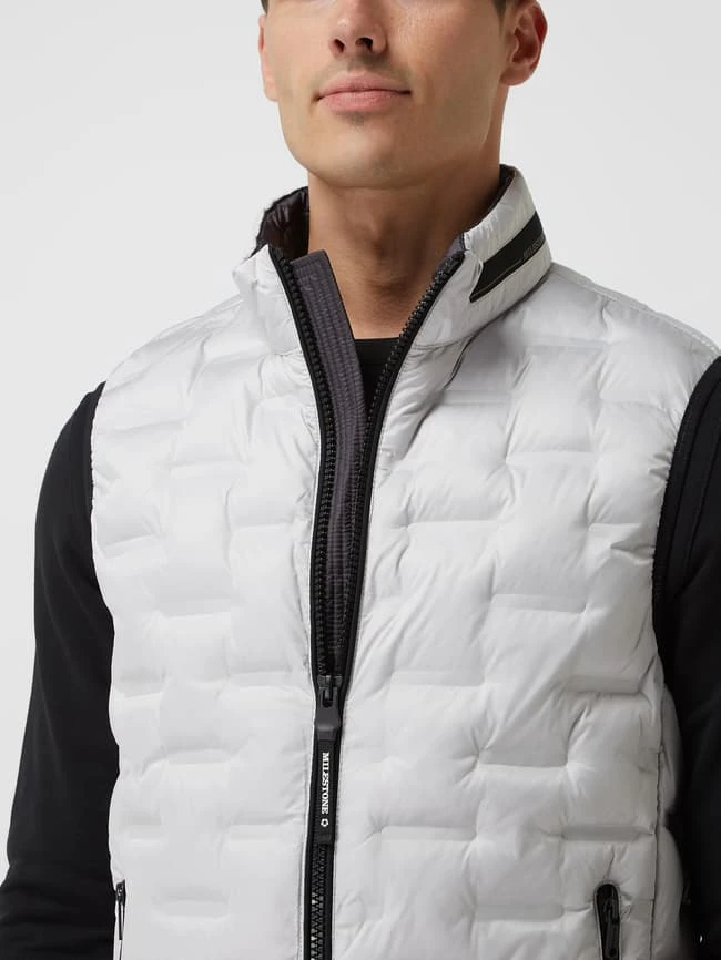 Milestone Steppweste Mit Wattierung Modell 'Malcolm' - Offwhite 3 Milestone Steppweste Mit Wattierung Modell 'Malcolm' - Offwhite – Bild 3
